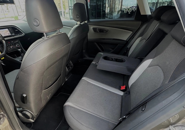 Seat Leon cena 59900 przebieg: 124750, rok produkcji 2015 z Mikołów małe 154